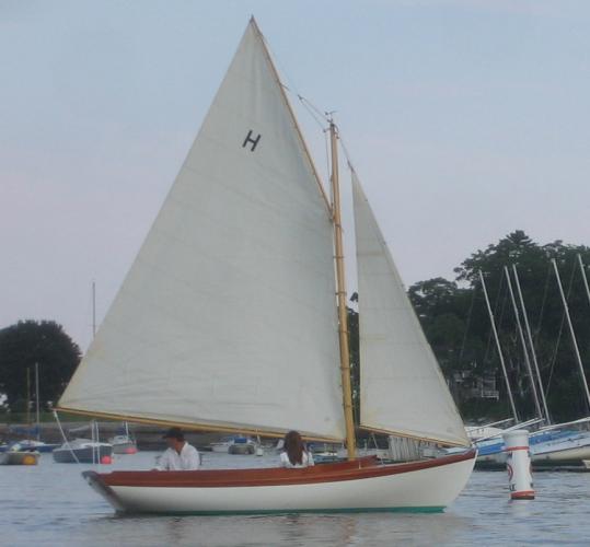 Herreshoff 12 Frog | Artisan Boatworks