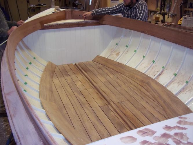 Herreshoff 12 1/2 replica - Artisan Boatworks